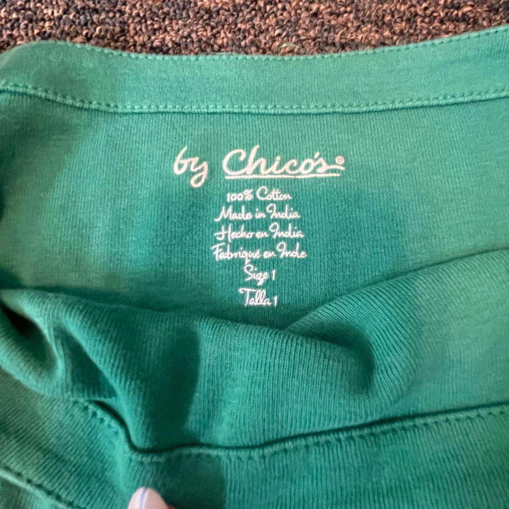 Chicos green top
